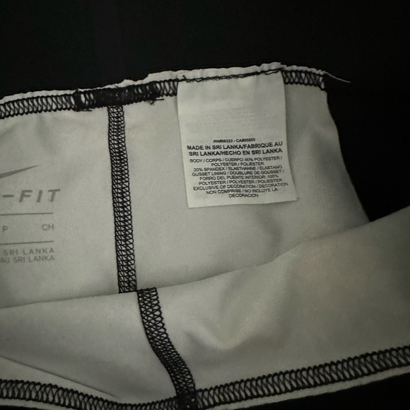 Nike x Riccardo Tisci Kaleidoscope Floral Leggings As Seen on Daisy Ridley - Picture 8 of 8